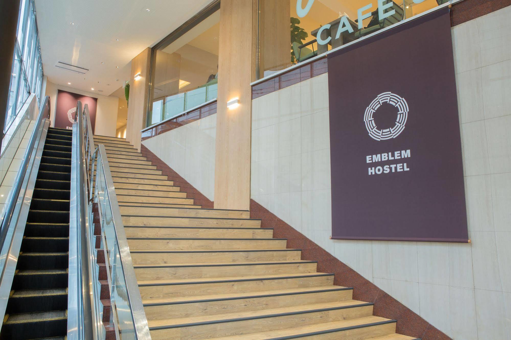 Emblem Hostel Nishiarai Токіо Екстер'єр фото